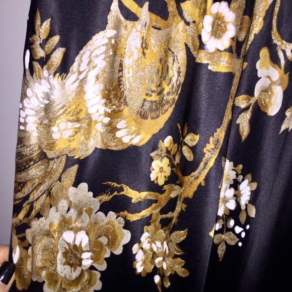 Black Lace and Gold Floral Evening Gown - Picture 6 of 16